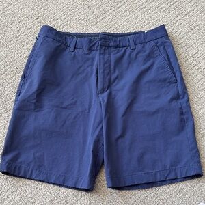 Vineyard Vines On the Go Blue Flat Front Shorts Size 32